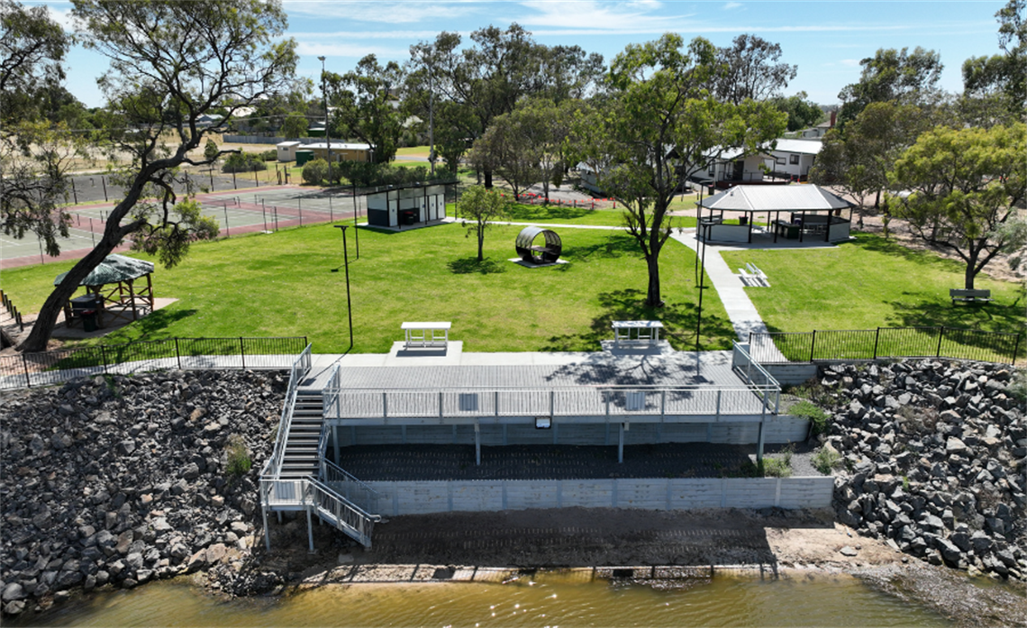 Jeparit Swimming Hole.png