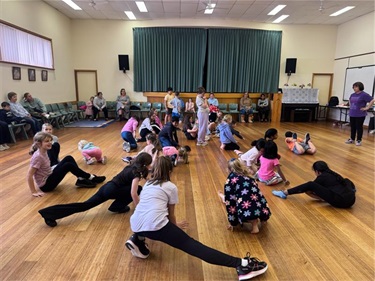 Dance-with-Katherine-Fraser-4.jpg