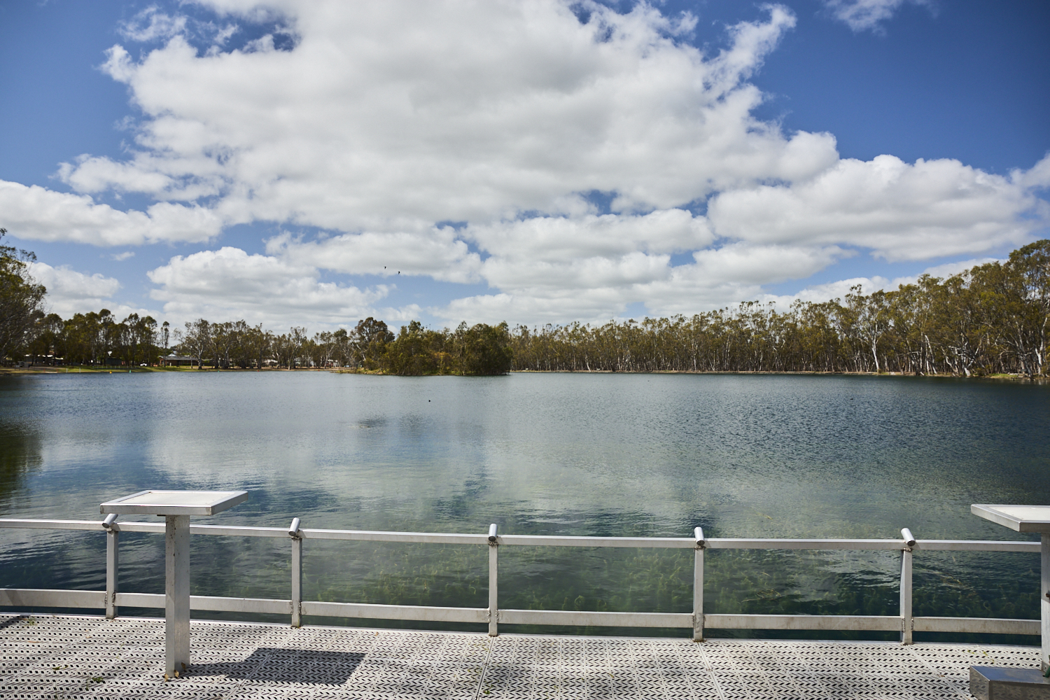 Nhill Lake.jpg